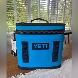 YETI Hopper Flip 12 cooler